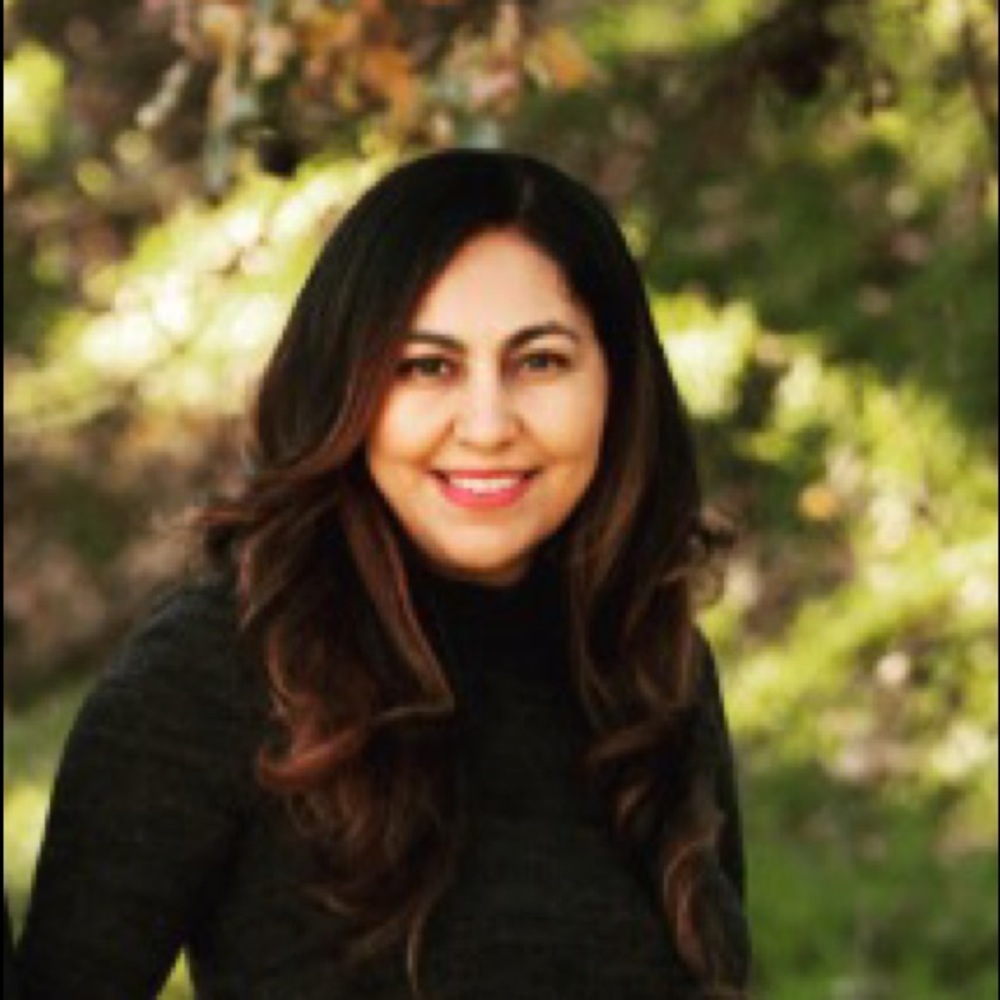 Meet your Posher, Adriana